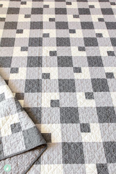 Farmhouse Plaid Quilt Pattern Launch | Aqua Paisley Studio Farmhouse Quilts Pattern, 3 Color Quilts Patterns, Neutral Quilts Ideas Farmhouse, Farmhouse Quilt Ideas, Grey Quilts Ideas, Gray Quilts Ideas, One Color Quilts, Quilt Pillow Pattern, Plaid Quilt Pattern