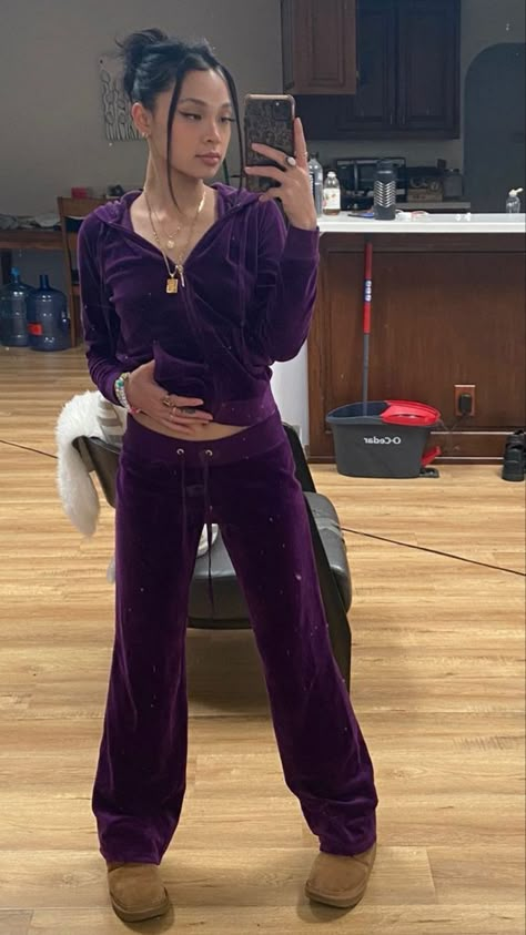 2000 Tracksuit Outfit, Y2k Tracksuit Aesthetic, Purple Velvet Pants Outfit, How To Style Velvet Pants, 2000s Tracksuit Outfit, Y2k Tracksuit Outfit, Purple Pants Outfit, 2000s Tracksuit, Track Suit Outfit