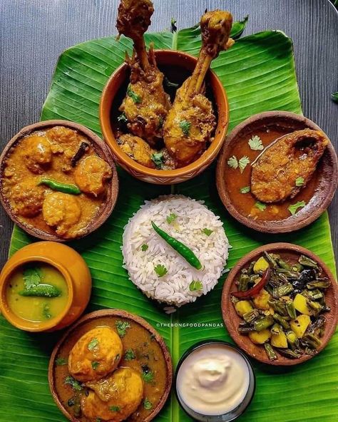 Indian Fast Food, Delicious Food Image, Indian Food Photography, Bangladeshi Food, Bengali Food, Chinese Cooking Recipes, Catering Ideas Food, State Foods, Food Fantasy