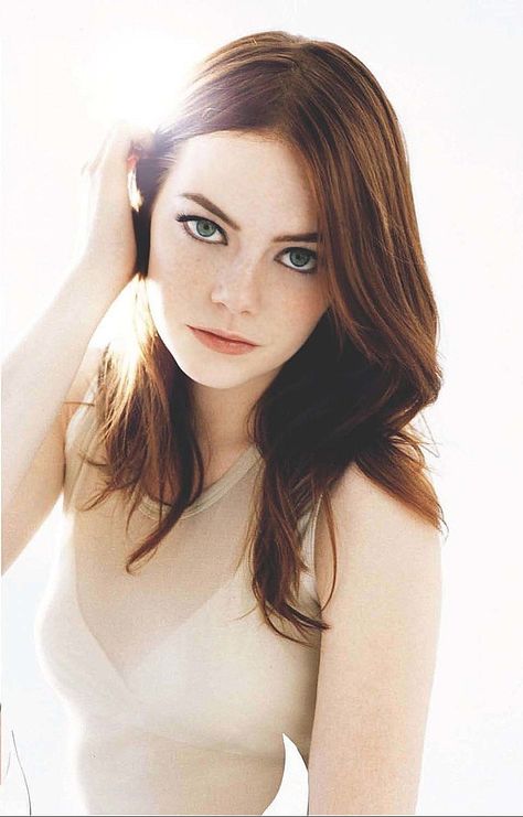 Emma Stone Red Hair, Dakota Fanning Hair, Emma Stone Makeup, Emma Stone Hair, Pretty Redhead, Evan Rachel Wood, High Design, Famous Girls, Celebrity Beauty