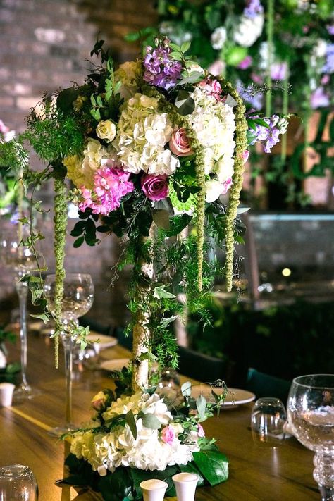 Garden Themed Centerpieces, Secret Garden Quinceanera Theme, Secret Garden Party Theme, Cascading Centerpieces, Garden Party Theme Ideas, Forest Centerpieces, Secret Garden Birthday Party, Secret Garden Birthday, Enchanted Forest Centerpieces