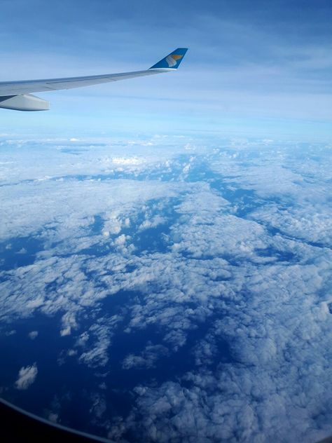 A view from my seat. Thank you Oman Air. Oman Air, Dubai Aesthetic, Travel Picture Ideas, Air Flight, Cute Couple Pictures, Oman, Travel Pictures, Couple Pictures, Picture Ideas