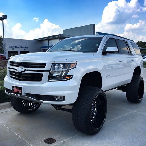 🔥Brand New 2017 Peters ELITE Chevrolet Tahoe z71 with a 6 inch Fabtech/dirt logic suspension, 26x14 @specialtyforgedwheels with 37 inch… Mom Vehicles, Lifted Tahoe, Pretty Trucks, Lifted Chevy Tahoe, Chevy Tahoe Ltz, Mom Cars, Tahoe Z71, Family Cars, Flying Cars