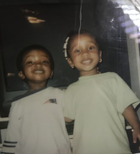 Black Sibling Aesthetic, Old Sibling Pictures, Childhood Photos Aesthetic Black, Predebut Pics Shifting Black, Black Childhood Photos, Twin Cartoon Characters, Siblinghood Aesthetic, Siblings Aesthetic Black, Mixed Siblings Aesthetic