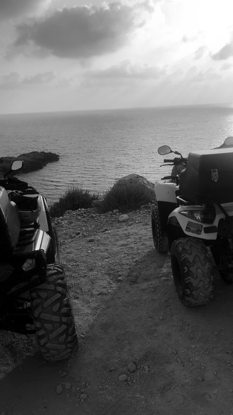 Atv Motor Fake Story, Riding Ideas, Vsco Tutorial, Peaky Blinders Quotes, Four Wheeling, Atv Riding, Beach Night, 4 Wheelers, Quad Bike