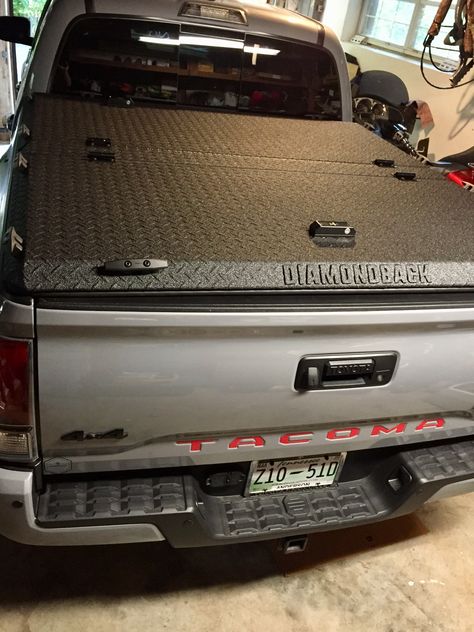 Truck Toppers, Truck Bed Covers, Future Trucks, Truck Mods, Truck Covers, Nissan Navara, Toyota Trucks, Hunting Trip, Diamond Plate