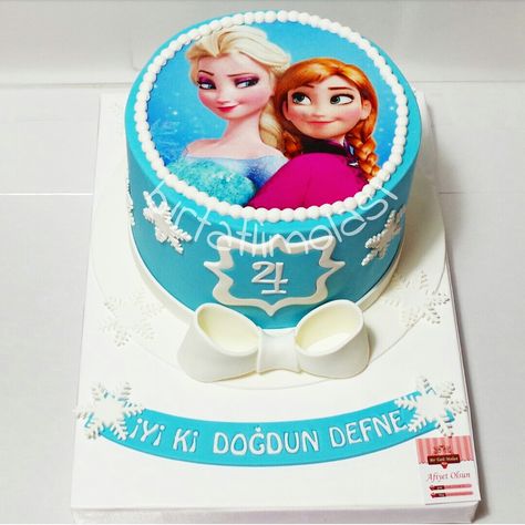 Frozen pasta - frozen cake - elsa - anna Tort Frozen, Elsa Pasta, Cake Elsa, Pasta Cake, Frozen Pasta, Frozen Sisters, Frozen Cake, Elsa Anna, Frozen