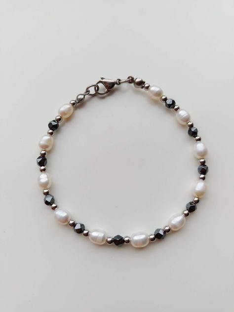 Mens Real Pearl Bracelet,crystal Hematite Beaded Jewelry,y2k Surfer Bracelet,boyfriend Gift Ideas,real Pearl Gemstone Bracelet Men - Etsy Wire Mens Jewelry, Male Bracelets Beads, Handmade Jewelry For Boyfriend, Men’s Beaded Bracelets Diy, Men Jewelry Diy, Pearl Bracelet For Men, Beaded Bracelet Men, Bracelet Ideas For Boys, Bracelet Ideas For Men