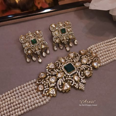 Arasi antique polki choker set Polki Choker Set Gold, Polki Sets Design, Jewellery For Wedding, Polki Choker Set, Polki Choker, Choker Jewellery, Inexpensive Jewelry, Choker Necklace Designs, Fancy Jewelry Necklace