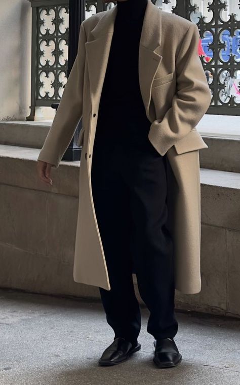 Men Trench Coat Outfit, Men Trench Coat, Coat Aesthetic, Office Lifestyle, Blazer Shoes, Navy Sport Coat, Light Grey Blazer, Men's Trench Coat, Trench Coat Outfit