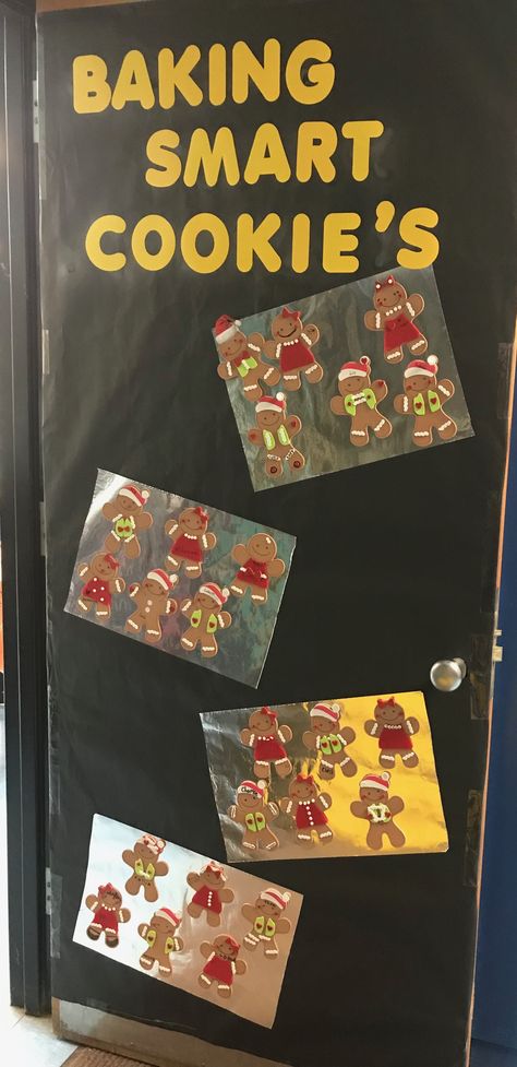 Smart Cookie Classroom Door, School Kitchen Door Decoration, Christmas Doors For Preschool, December Classroom Door Ideas Preschool, Gingerbread Man Classroom Door, Gingerbread Classroom Door Ideas, February Door Ideas, Winter Door Contest, Gingerbread Classroom Door