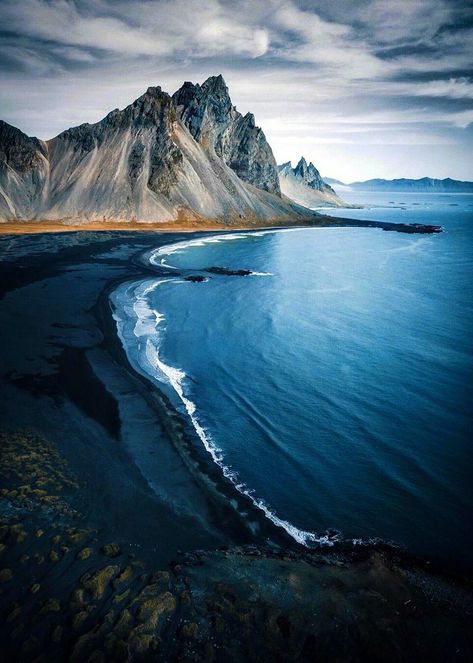 Best Places To Vacation, Iceland Photos, Iceland Photography, Black Sand Beach, World Photography, Iceland Travel, Black Sand, Landscape Photographers, Rafting