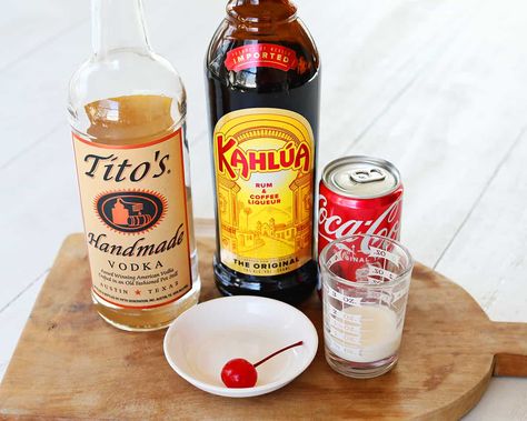 Colorado Bulldog - A Beautiful Mess Colorado Bulldog Drink, Colorado Bulldog Recipe, Bulldog Recipe, Colorado Bulldog, Bushwacker, Black Russian, Root Beer Float, White Russian, A Beautiful Mess