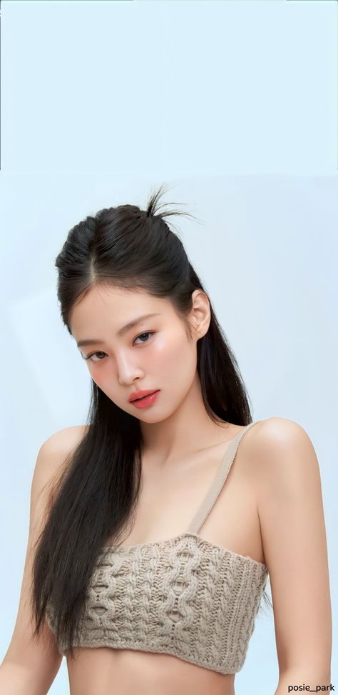 Jennie Wallpaper, Jennie Kim Blackpink, Black Pink Instagram, Jennie Lisa, Jennie Kim, Blackpink Photos, Black Pink Kpop, Blackpink Fashion, Blackpink Rose