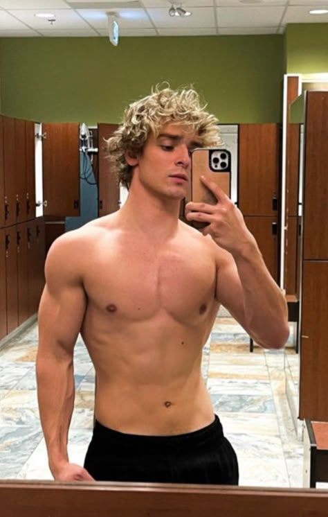 Josh Beauchamp, Men Sport Pants, Cute White Guys, Blonde Boys, Shirtless Men, Male Body, Books Wattpad, Wattpad, Tumblr