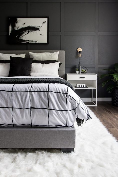 Check out these GORGEOUS master bedrooms with dark walls to inspire you that light isn’t always better. #modernhome #homedecor #oneroomchallenge Black And White Decor Ideas, Monochrome Bedroom, Black Bedroom Decor, White Bedroom Design, Bedroom Ideas For Couples Modern, Bedroom Reveal, Black And White Decor, Couple Bedroom, Modern Bedroom Design