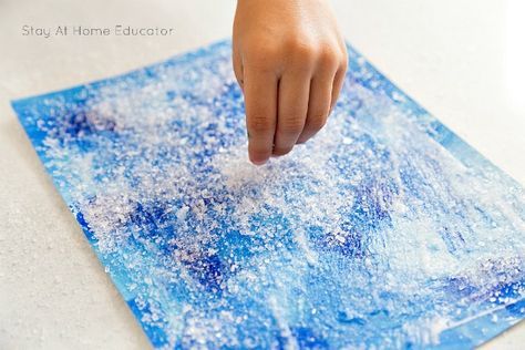 Sparkly Winter Process Art for Preschoolers - Process art is more about the process than the product, but this winter process art project for kids gives gorgeous results along with hand strengthening exercises - it's a win-win! This winter art project is great for all ages! Winter Process Art, Salt Painting, January Crafts, Winter Art Projects, Winter Preschool, Winter Crafts For Kids, Winter Painting, Toddler Art, Winter Art