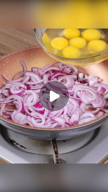 yummakers on Instagram: "Do you have eggs and onions at home? Make this simple and delicious recipe.

#eggs #onion #sausage #mozzarellacheese" Eggs And Onions, Carmelized Onions, Onion Recipes, Egg Breakfast, Diced Onions, Fried Onions, January 15, Cheese Eggs, Scrambled Eggs