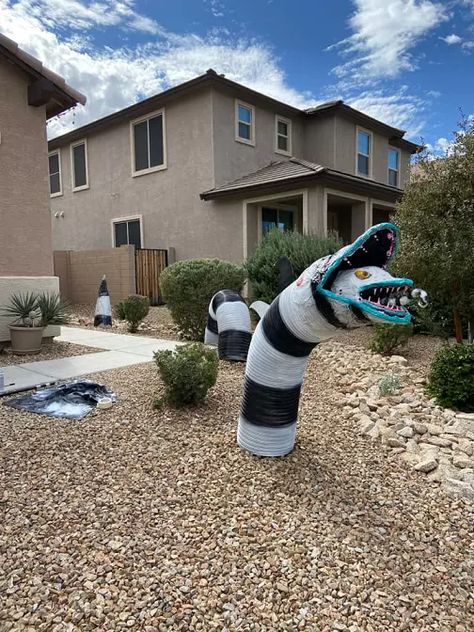 Beetlejuice Yard Decorations Diy, Sandworm Decoration, Bettlejuice Outdoor Decoration, Here Lies Beetlejuice Tombstone, Sandworm Halloween Decoration, Beetlejuice House Decor Outside, Beetlejuice Front Yard Decor, Beetlejuice Sculpture Diy, Sand Snake Beetlejuice