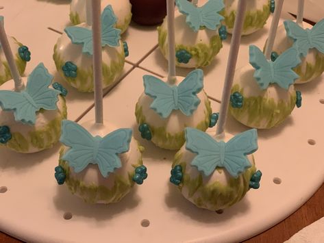 Light blue butterfly cake pops Butterfly Cake Pops Birthday, Butterfly Cake Pop Ideas, Cake Pops With Butterflies, Blue Butterfly Cake, Light Blue Butterfly Cake, Purple Butterfly Cake Pops, Butterfly Cake Pops, Cake Pops Blue, Light Blue Butterfly