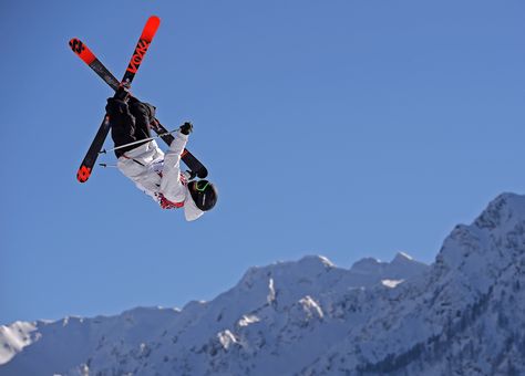 Aerial freestyle skiing trick known as "iron cross." Ski Tricks, Ski Inspiration, Freestyle Skiing, Ski Bums, Ski Instructor, Backcountry Skiing, Iron Cross, Olympic Sports, Snow Sports