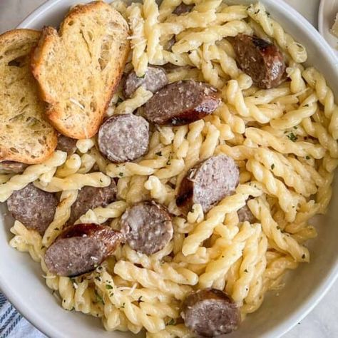 Leftover Bratwurst Pasta Recipe - Seanna's Kitchen Leftover Brats Recipes, Brat Pasta, Leftover Bratwurst, Leftover Brats, Grilled Brats, Brats Recipes, Bratwurst Recipes, Bratwurst Sausage, Toasted Crostini