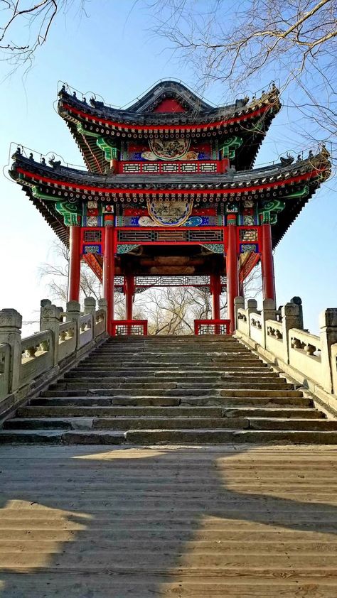 Pin by Anna on old building | Asian architecture, Old building, Photo Asian Buildings, Chinese Architecture Traditional, Ancient Buildings Architecture, China Temple, Chinese Buildings, In Praise Of Shadows, Building Photo, China Architecture, Chinese Temple