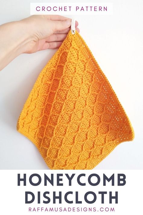 a crocheted dishcloth made with the honeycomb textured stitch and cotton yarn Crochet Washcloth Pattern, Honeycomb Stitch, Elegant Crochet, Dishcloth Crochet Pattern, Washcloth Pattern, Crochet Towel, Crochet Dishcloth, Crochet Washcloth, Crochet Bee