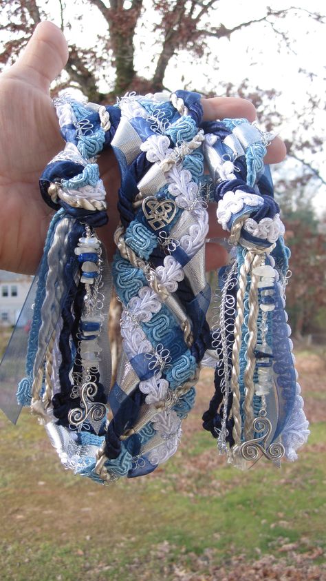 Hand Fasting Ceremony Ribbons, Handfasting Ribbons, Celtic Elements, Hand Fasting Cord, Wedding Ceremony Rituals, Handfasting Ideas, Hand Binding, Wiccan Wedding, Handfasting Ceremony