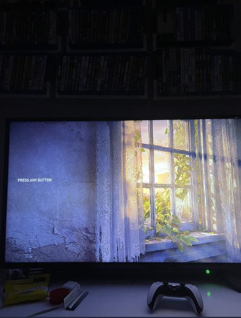 The Last Of Us Gaming Setup, The Last Of Us Room, The Last Of Us Game, Gaming Aesthetic, 2000s Vibe, Gamer Pics, Video Game Rooms, Video Game Design, Maybe One Day