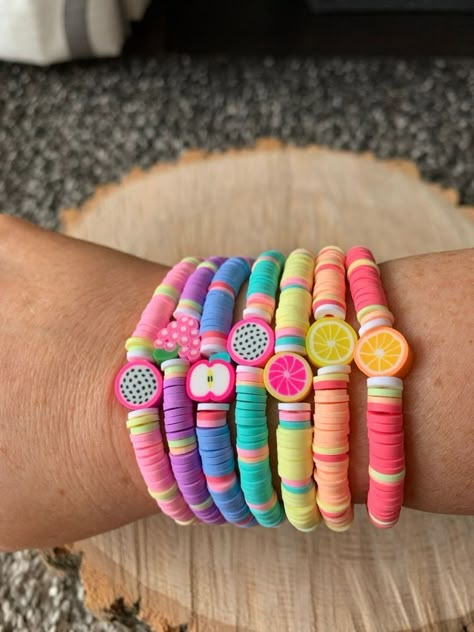 Clay Bracelet Patterns, Bracelets Preppy, Clay Beaded Bracelet, Clay Fruit, Make Clay Beads, Fruit Bracelet, Colorful Bead Bracelets, Clay Bead Necklace, Preppy Bracelets