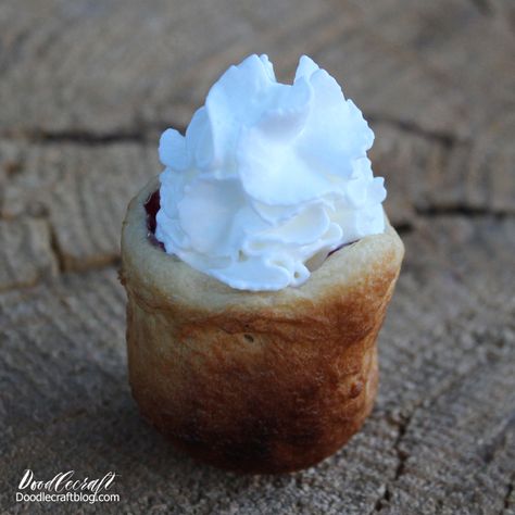 Campfire Recipes Dessert, Campfire Eclairs Crescent Rolls, Woof Em Recipes, Camp Deserts, Camping Desserts Campfire, Cabin Treats, Crescent Roll Cups, Crescent Roll Pies, July Meal Plan