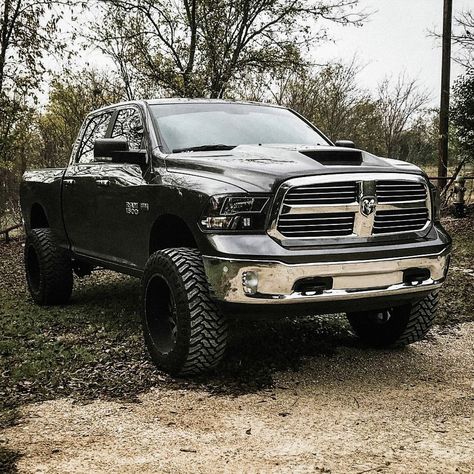 2017 Ram 1500 Mods, Jacked Trucks, Ram Trucks 1500, Jacked Up Truck, Truck Girl, Dodge Diesel, Chevy Diesel Trucks, Cummins Trucks, Truck Diy