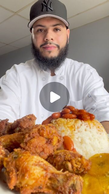 Puerto Rican Chicken Wings, Chicken Wings With Side Dishes, Puerto Rican Fried Chicken, Sazon Goya, Chicken Wings In The Oven, Puerto Rican Chicken, Habichuelas Guisadas, Latino Recipes, Pregnancy Meals