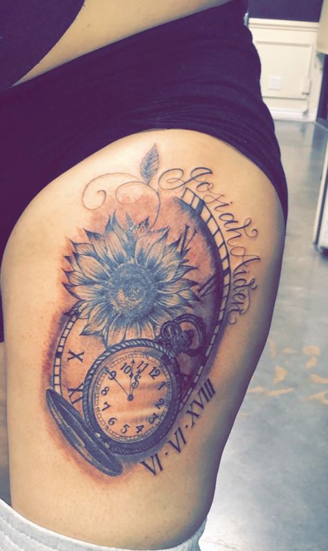 #tattoos#stopwatch#sunflower Sunflower Anchor Tattoo, Sunflower Watch Tattoo, Sunflower Hourglass Tattoo, Sunflower Compass Tattoo Design, Sunflower And Clock Tattoo, Sunflower And Rose Tattoo Thigh, Stopwatch Tattoo, Pocket Watch Tattoo, Sunflower Tattoo Sleeve