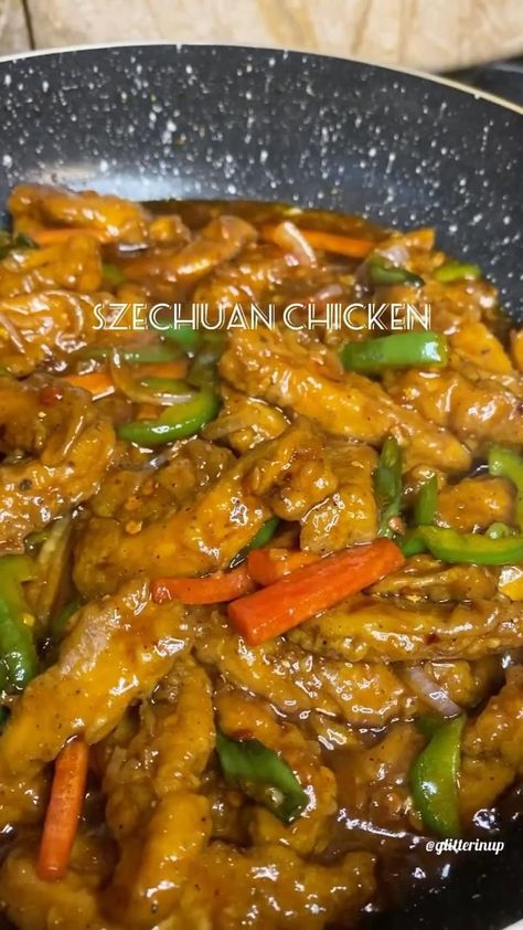 Szechuan chicken in 2022 | Chicken dishes recipes, Healthy recipes, Diy food recipes Cheesesteak Recipes, Szechuan Chicken, Chicken Starter Recipes, Chicken And Beef, Spicy Snacks Recipes, Spicy Chicken Recipes, Tandoori Masala, Chinese Cooking Recipes, Tastemade Recipes