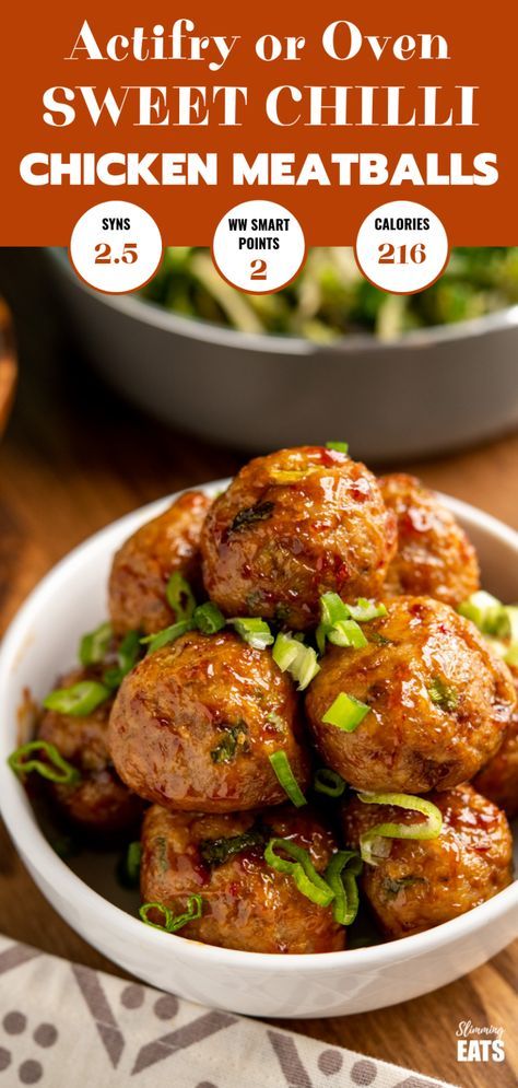 Sweet Chilli Chicken Meatballs - easy, delicious, sticky glazed chicken meatballs in a simple sweet chilli sauce. Perfectly cooked in the oven or Actifry!! Slimming World and Weight Watchers friendly Meatballs Oven, Actifry Recipes, Sweet Chilli Chicken, Chicken Meatball, Chicken Meatball Recipes, Chilli Recipes, Meatballs Easy, Chilli Chicken, Sweet Chilli Sauce