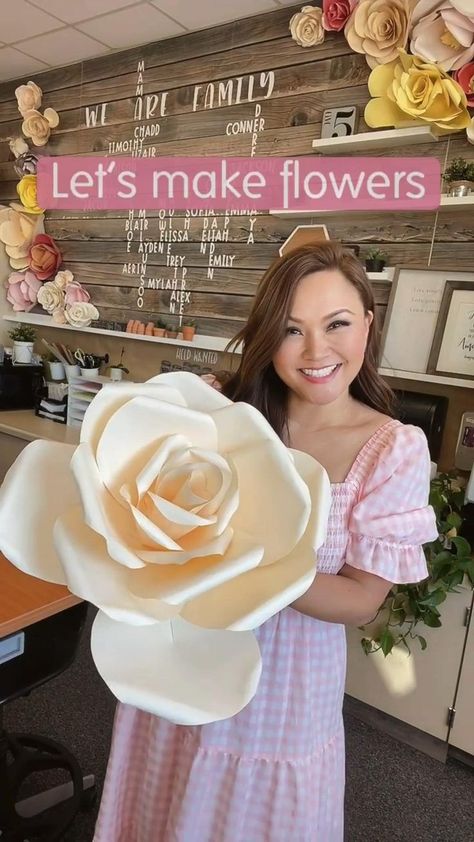 This tutorial by @fancynancyin5th is like finding gold! 🤩 in 2022 | Diy dollar store crafts, Diy crafts room decor, Paper flowers diy Idee Babyshower, Handmade Flowers Paper, Paper Flowers Craft, Diy Crafts Paper Flowers, Giant Paper Flowers, Giant Flowers, Diy Crafts Room Decor, Paper Flower Tutorial, Flower Diy Crafts