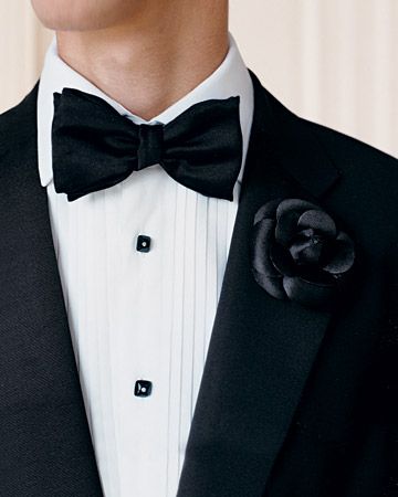 black tie affair Gothic Wedding Ideas, White Tuxedo, Black Tux, Black Tie Affair, Black White Wedding, Martha Stewart Weddings, Black Tie Wedding, Gothic Wedding, Groom Attire