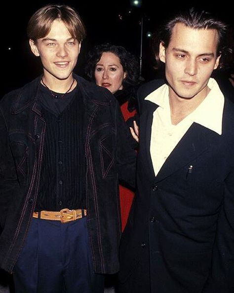 Leonardo Di Caprio and Johnny Depp, 1996. Johnny Depp Leonardo Dicaprio, 90s Johnny Depp, Klasik Hollywood, John Depp, Actors Birthday, جوني ديب, Romeo Und Julia, Kaptan Jack Sparrow, 90s Actors