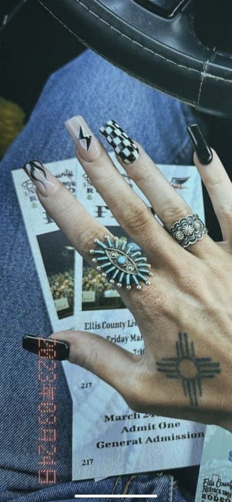 Nfr Nails, Punchy Nails Designs, Punchy Western Nails, Cowgirl Nails, Country Acrylic Nails, Rodeo Nails, Cowboy Nails, Concert Nails, Aztec Nails