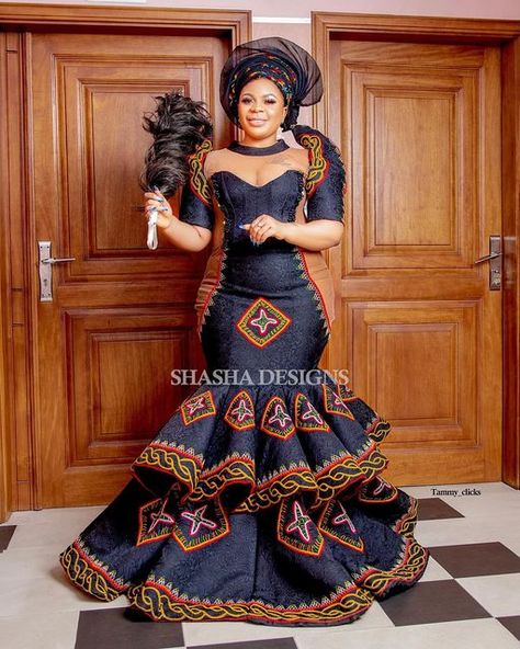 South African Traditional Dresses, African Bridal Dress, African Wedding Attire, Traditional Wedding Attire, Long African Dresses, African Prom Dresses, Kente Styles, African Wedding Dress, Contemporary Dresses