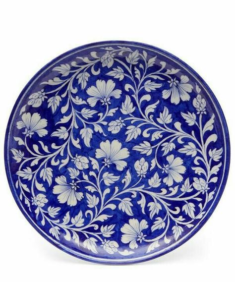 Blue Pottery Jaipur, Blue Pottery Designs, Blue And White Pottery, Pottery Patterns, Persian Art Painting, Blue White Decor, Pichwai Paintings, Pottery Painting Designs, Tanah Liat