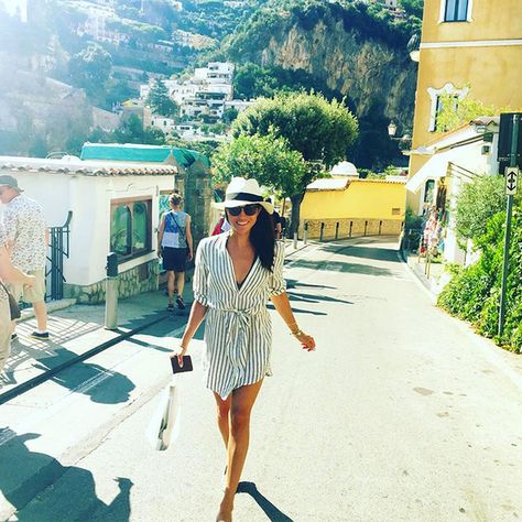 Meghan Markle Blog, Italian Vacation Outfit, The Tig Meghan Markle, Meghan Markle Instagram, Harry Girlfriend, Italian Hat, Estilo Meghan Markle, The Tig, Prinz Harry