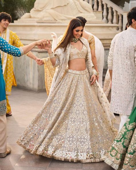 Mirror Work Lehengas For All Your Wedding Events - Pyaari Weddings Chaniya Choli Poses, Sabyasachi Designer, Abhinav Mishra, Sangeet Decor, Gold Lehenga, Mirror Work Lehenga, Wedding Lehenga Choli, Lehenga Designs Simple, Work Lehenga