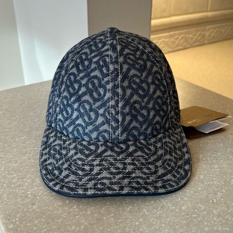 New With Tags Burberry Monogram Denim Jacquard Baseball Cap. Size Small. Brand New - Never Worn! * Italian Made With All Over Logo Pattern * 6 Panel Construction * Adjustable Back Strap * Lambskin Piping * Curved Brim * Color - Blue Denim * Material - 100% Cotton Fabulous Cap!!! Burberry Bucket Hat, Burberry Cap, Burberry Monogram, Green Baseball Cap, Embroidered Bucket Hat, Vintage Safari, Denim Cap, Safari Hat, Tan Woman