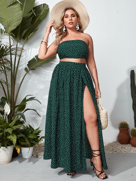 Curvy Boho, Curvy Girl Outfits Summer, Thigh Skirt, Crop Tube Top, Plus Size Crop Tops, Comfy Skirt, Outfits For Mexico, Boho Summer Outfits, Beachwear Fashion