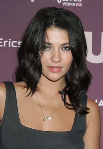 I want her hair cut! Vanessa Abrams, Jessica Szohr, Urban Hippie, Queen B, Gossip Girl, Her Hair, Bangs, Lookbook, Hair Cuts