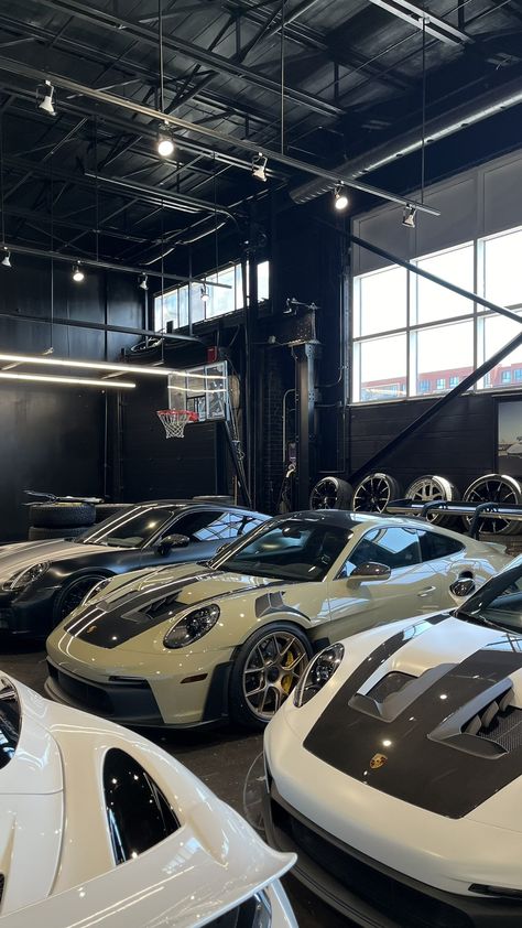 Car Show Aesthetic, Sport Car Aesthetic, Car Collection Garage, Dream Lifestyle Motivation, Car Show Room, New Luxury Cars, Lux Cars, Just Pray, Gt3 Rs