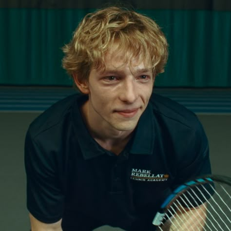 Mike Faist - Art Donaldson Mike Feist, Art Donaldson, Mike Faist, Young Art, The Time Machine, Love My Man, Good Movies To Watch, White Boys, Boyfriend Material